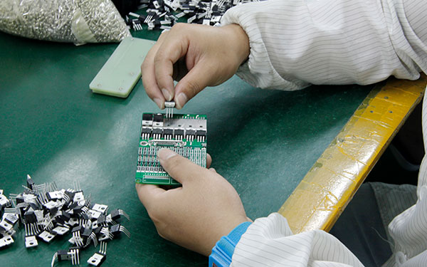 鋰電池保護板的常見故障問題維修方法